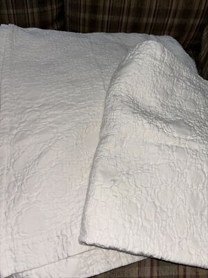 Sferra King Blanket & 2 King Shams