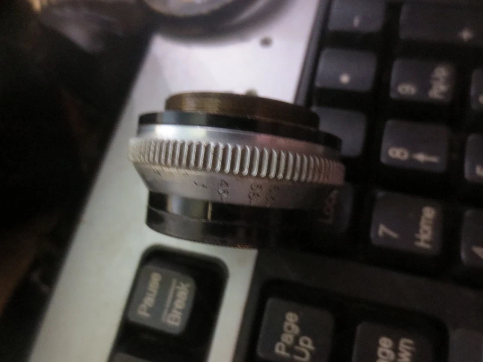 Wollensak 3-1/2" (90mm) f/4.5 Velostigmat enlarging lens on screw mount Foto 2 de 4