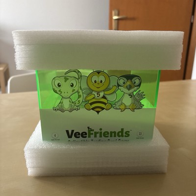 Veefriends Series 2 Compete And Collect Trading Cards Box 5 s Edition - Sealed