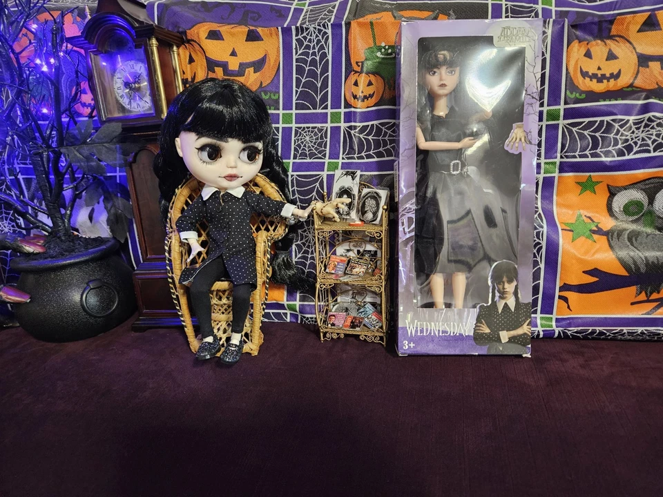 Boneca Blythe exclusiva personalizada 2 para 1 e feita de fábrica Wednesday Addam's Doll Pre-aved - Imagem 2 de 4