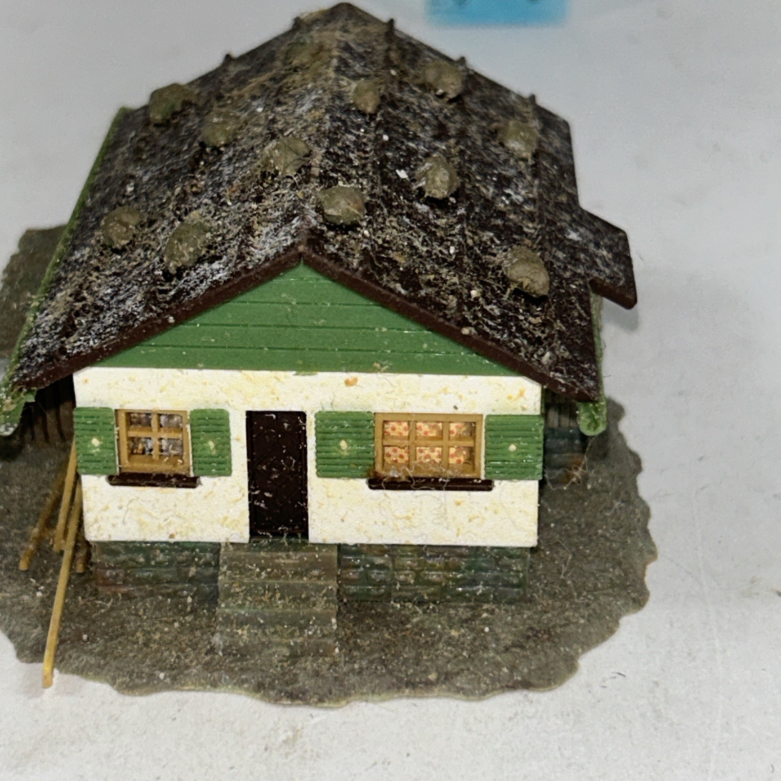 Picture 1 of 5