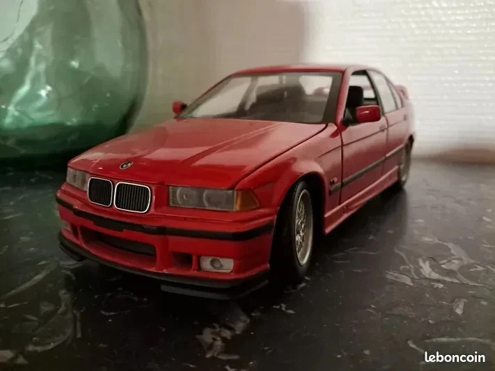Miniature UT Models BMW Z3 Coupé 2.8 - Échelle 1/18, Couleur Vert Métal, Rare, Zamac
