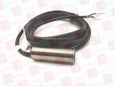 SCHNEIDER ELECTRIC XS118BLNBL2 / XS118BLNBL2 (NEW IN BOX)