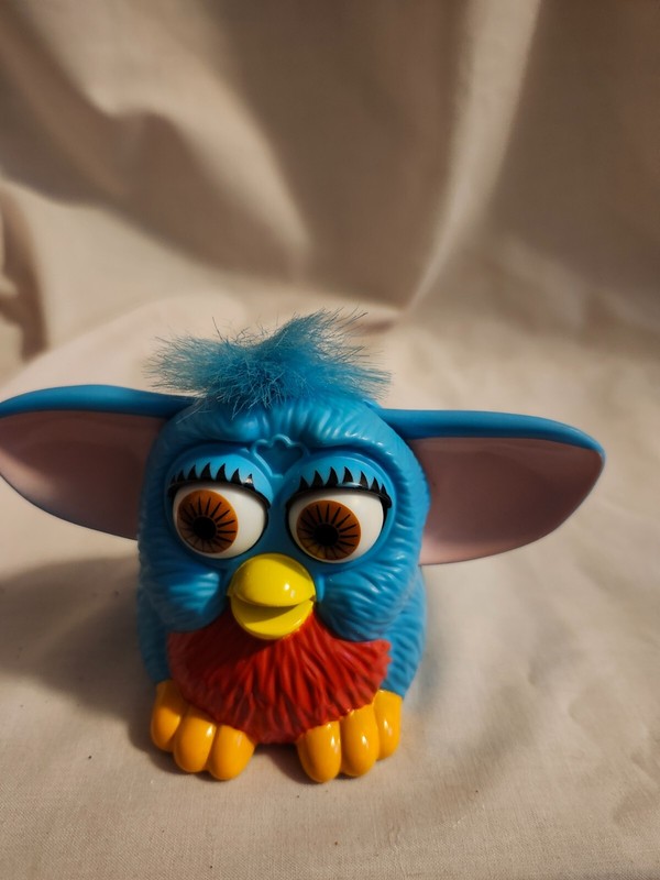 Vintage 1998 3in Blue FURBY made for Mc D.(hard plastic)
