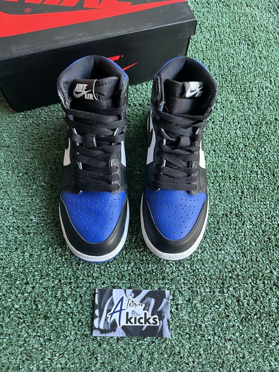 Size 4y (5.5w) - Jordan 1 Retro OG High Royal Toe CLEAN w Size 4y (5.5w) - Jordan 1 Retro OG High Royal Toe CLEAN w