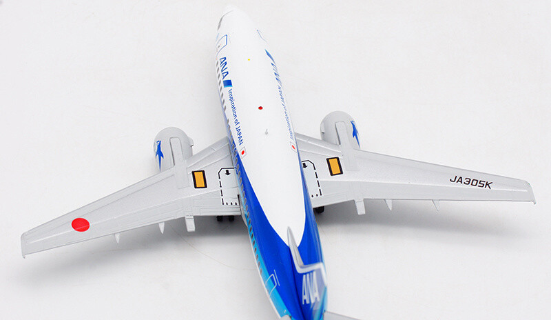 ※5/22までセール　JC Wings ANA 1/200 B737-500 ScaleModelStore.com :: JC Wings 1:200 - EW2735005 - ANA
