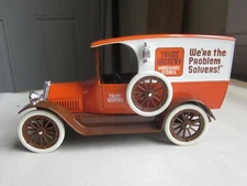 1916 Studebaker Panel Delivery Truck Bank • Die Cast • 1/25 scale • NIB
