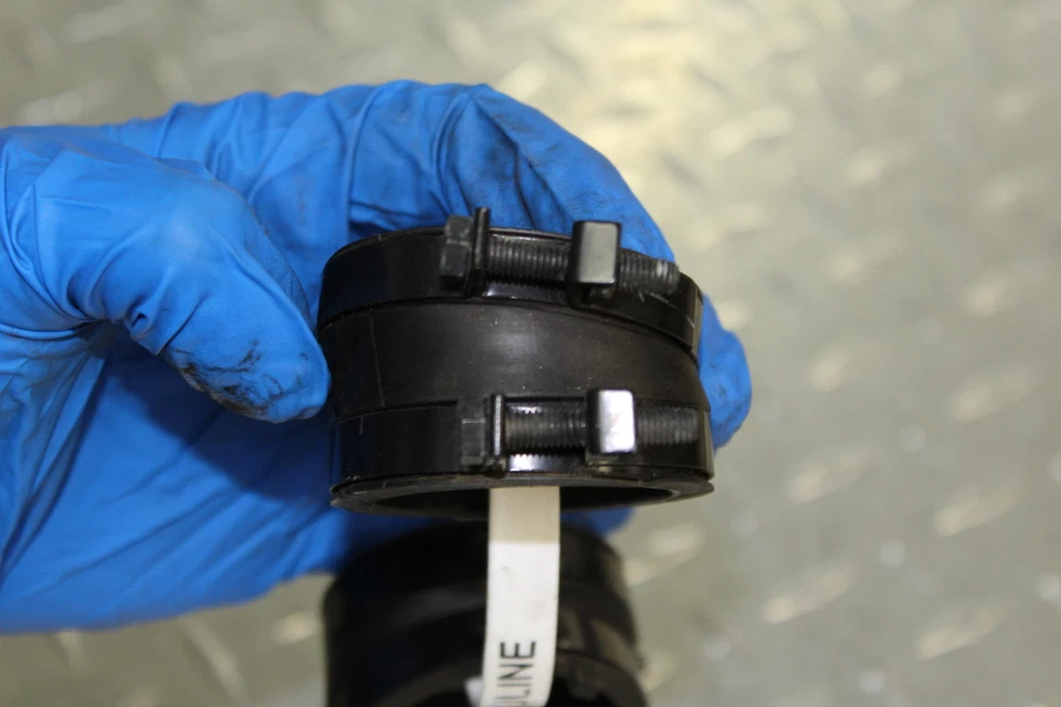 2014 HONDA CB500F MANIFOLD BOOTS PAIR SET - Image 3 of 4