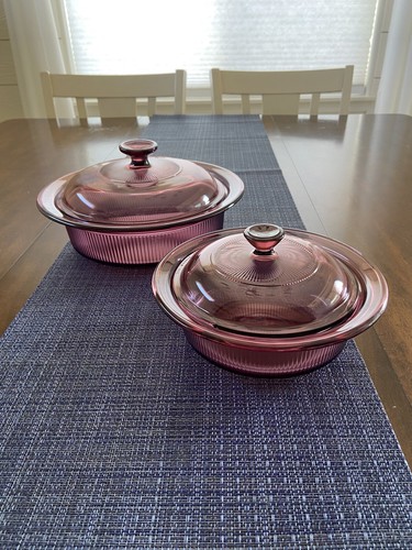 Visions Corning Cookware Cranberry Versa Pot 4pc 1 1/2 QT-Pot, Lid 24 Oz Pot,Lid - Picture 2 of 5