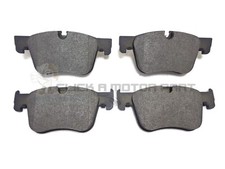 Front Brake Pads Set Of 4 New For Peugeot 3008 P84 1.2 1.5 1.6 2.0 2016-2021