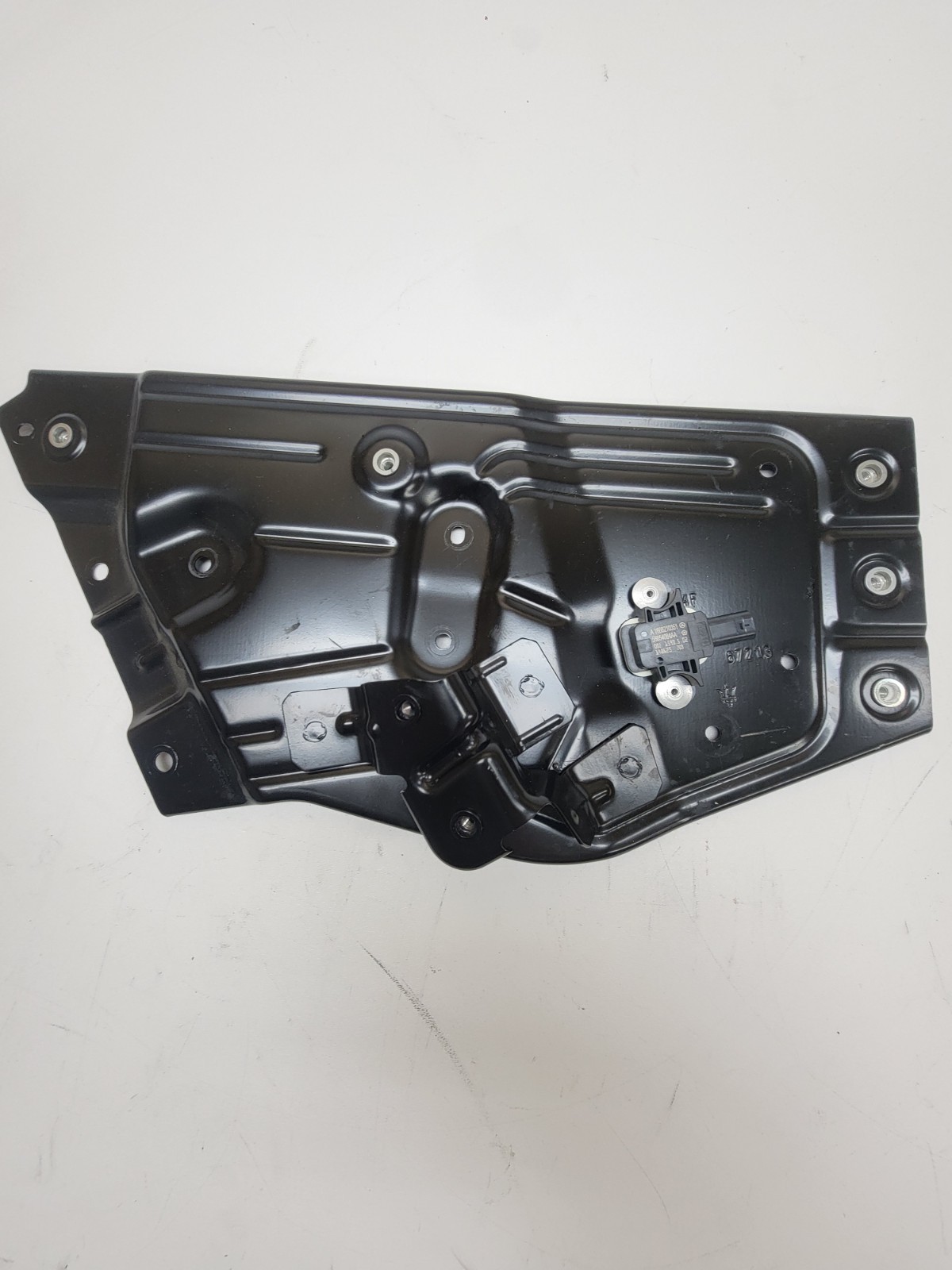 2014 - 2020 Maserati Ghibli Front Left Side Door Central Reinforcement Plate OEM