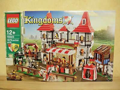LEGO 10223 Kingdoms Ritter Castle - Ritterturnier NEU OVP