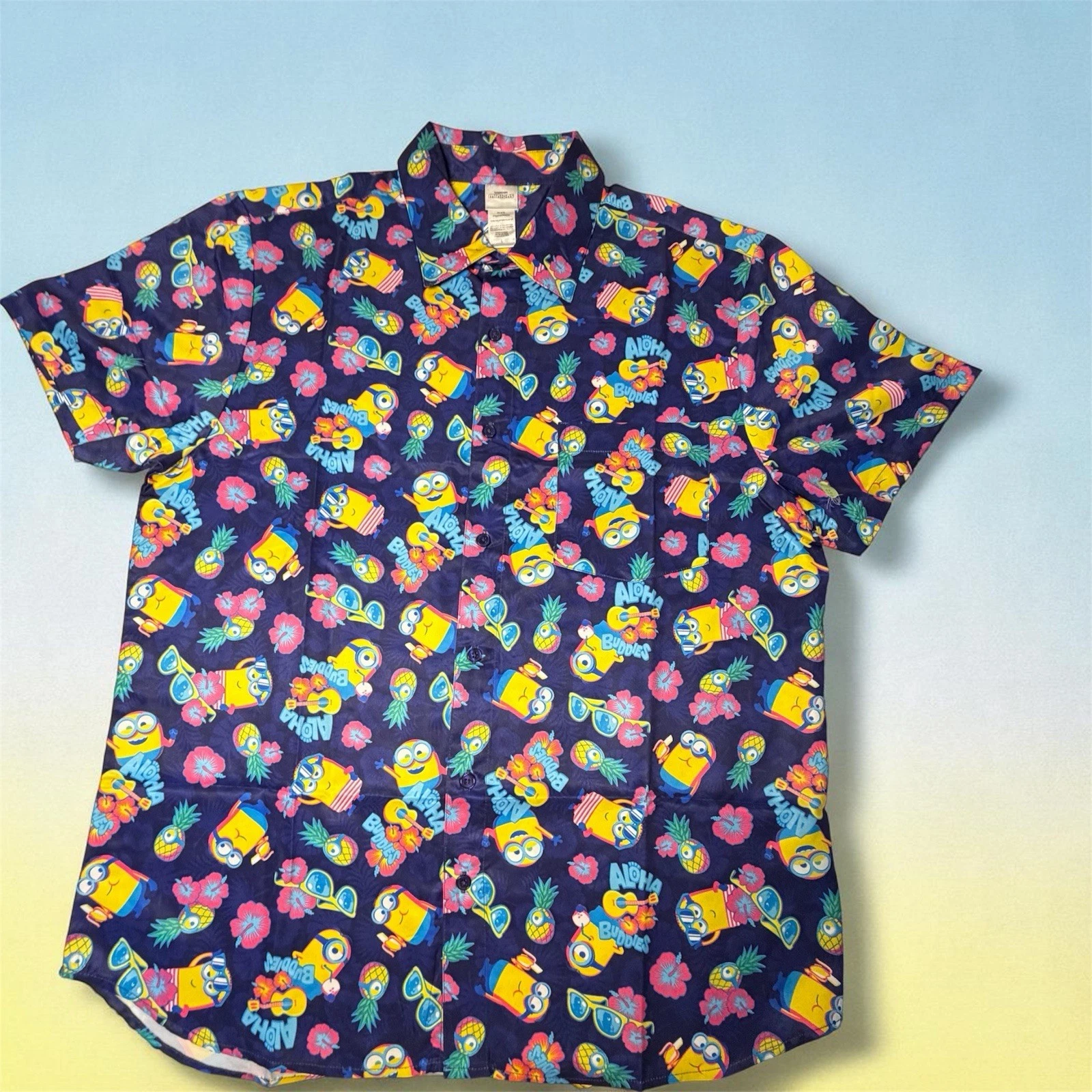 Illumination's Minions Hawaiian Print Blue Button Down Collar Men’s Size L