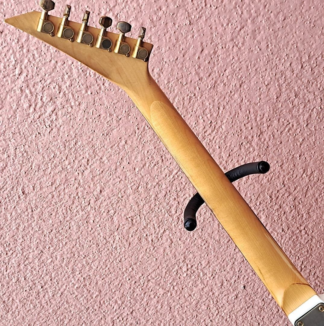 ■Grover Jackson Dinky White FU.IG-37 Grover Jackson Dinky White FU.IG-37 / Used Electric Guitar