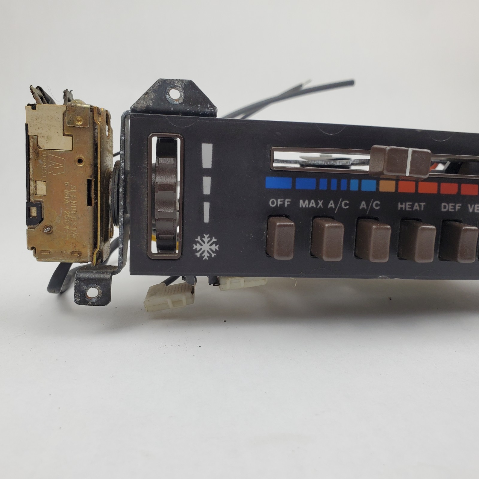 1984 Maserati Biturbo Climate Air Control Assembly Heat Air Condition Used
