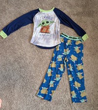 Boys STAR WARS Size 6/8 Pajamas Set