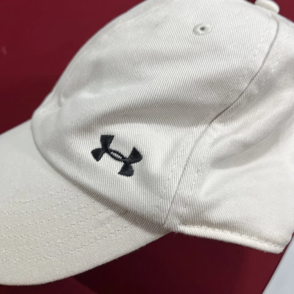 NUEVO Under Armour SOMBRERO BLANCO HEAT GEAR Mujer Ajustable OS, Algodón Lona Tenis Foto 3 de 4