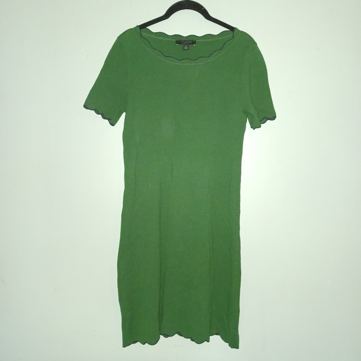 Ann Taylor Green Sheath Dress With Scalloped Edges SMALL P | eBay Ann Taylor Green Sheath Dress With Scalloped Edges SMALL P | eBay