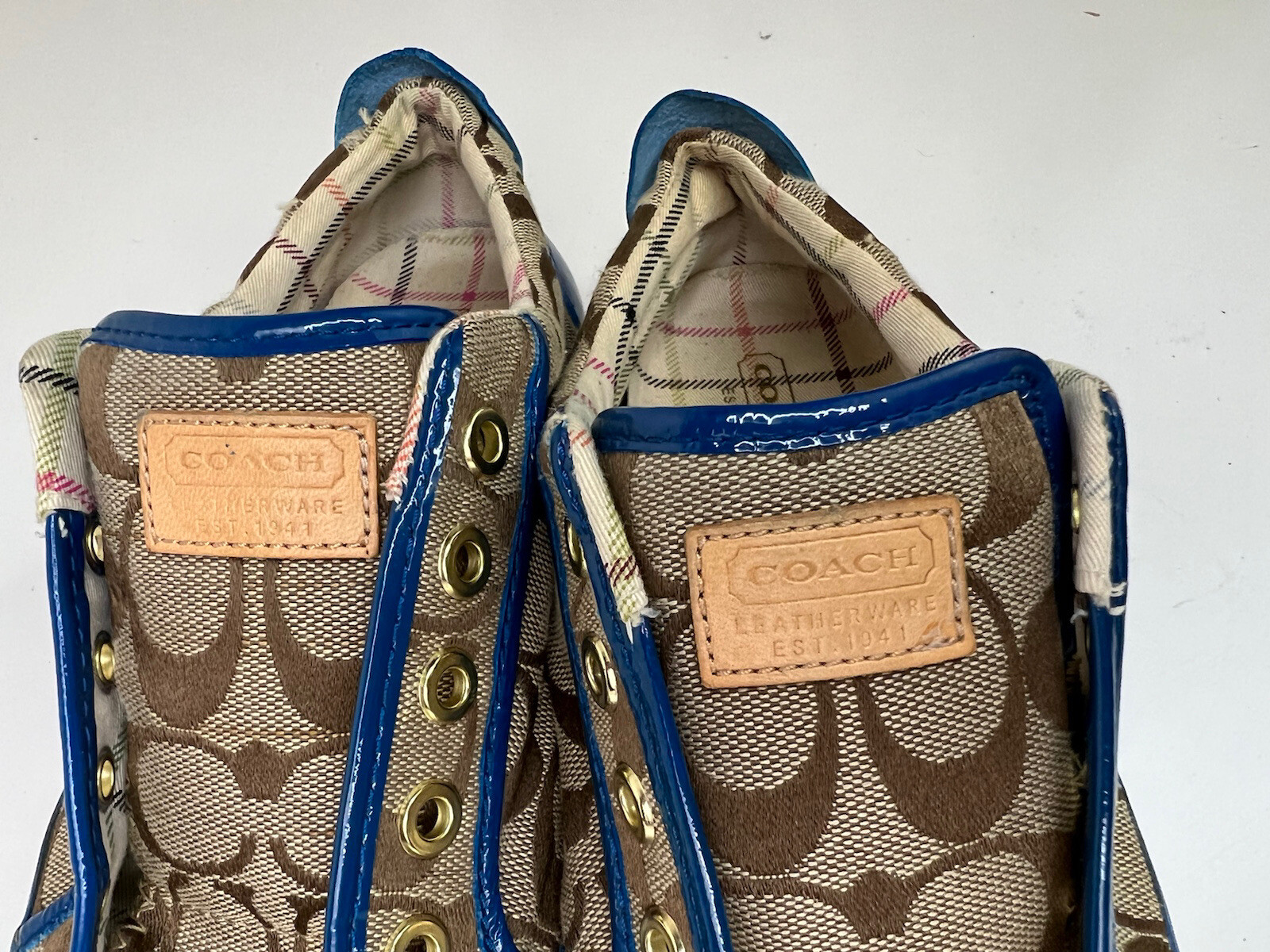 COACH Leatherware Barrett 7 1/2 B signature logo tenn… Gem