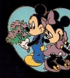 Disney Mickey Minnie Sweetheart Hearts 1 Cast Lanyard pin