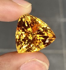 26.90CTS. Golden Yellow Citrine. Precision cut. Natural origin from Brazil.
