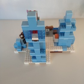 LEGO Minecraft: The Ice Spikes (21131) Complete with manual