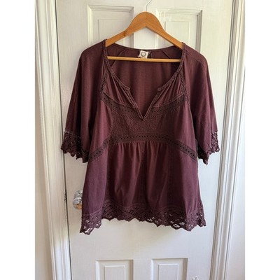 Anthropologie Akemi + Kin Boho Eyelet Hem Short Sleeve Top Brown - Size XL