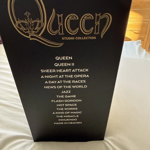 QUEEN Studio Collection 18 Coloured Vinyl L.P Boxset & Book new unused, sealed