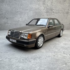 1:18 Mercedes-Benz 500E W124 AMG E Legierung AutoModell Geschenk Sammlerstück