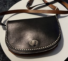 LIEBESKIND BERLIN  Crossbody M Umhängetasche...