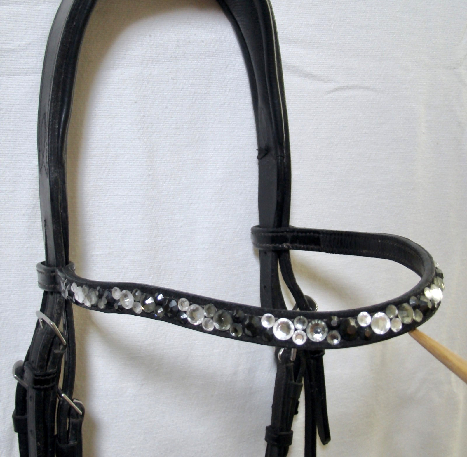 Kavalkade Snaffle Bridle • IVANA • Black Leather/Patent Leather • Cob Size Used