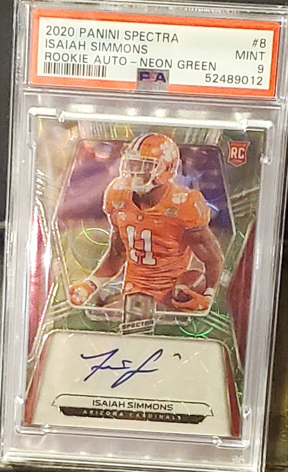 Isaiah Simmons Panini Spectra Rookie Autographs #8 Neon Green