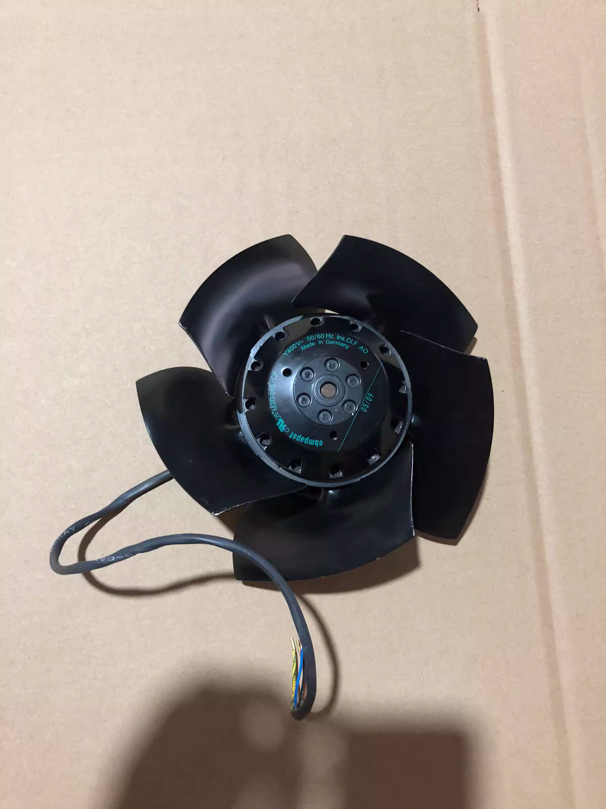 1PC New Cooling Fan M2D068-CF Y400V M2D068CF Ship #F8
