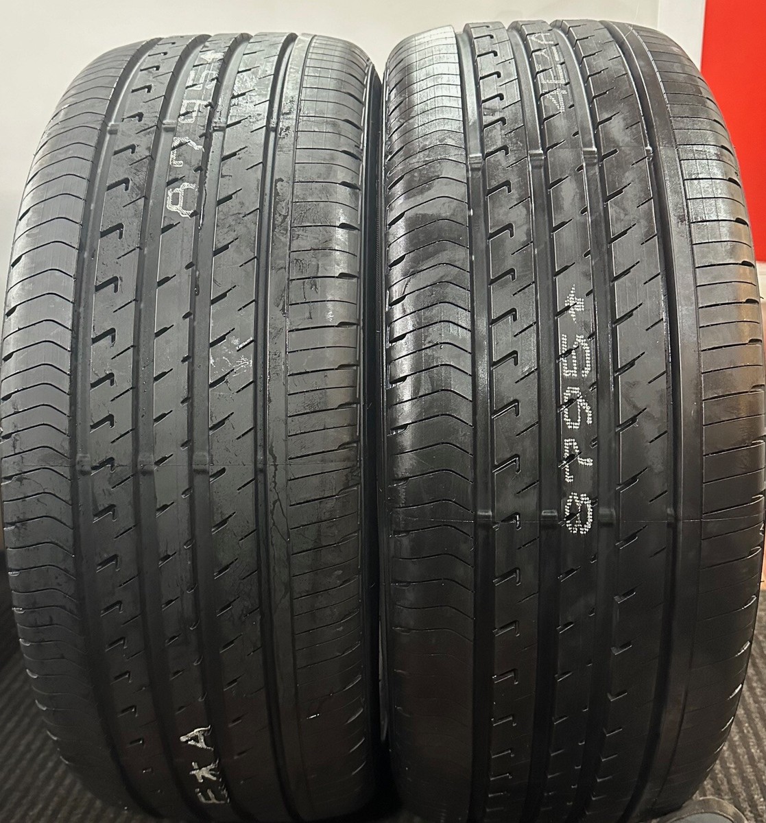 245/45R19 102W XL DUNLOP VEURO ダンロップ タイヤ ビューロ
