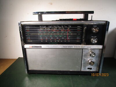 Electra Solid State 8 Band Multi Wave Radio Model FM1800