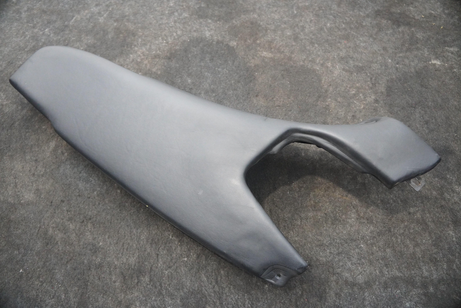 Rear Left Upper Seat Belt Cover Trim Panel 87237700 Ferrari California T 2015-18