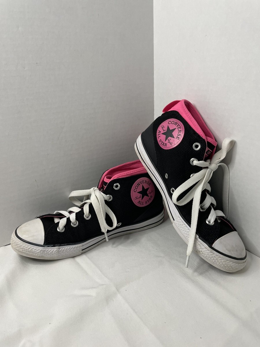 black converse with pink trim