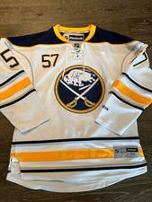 VTG Reebok NHL Jersey Buffalo Sabres Tyler Myers #57 auto signed rookie WHITE M