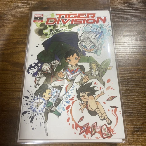 TIGER DIVISION #1 * NM+ * Peach Momoko Trade Dress Variant LTD To 800 🔥🔥🔥