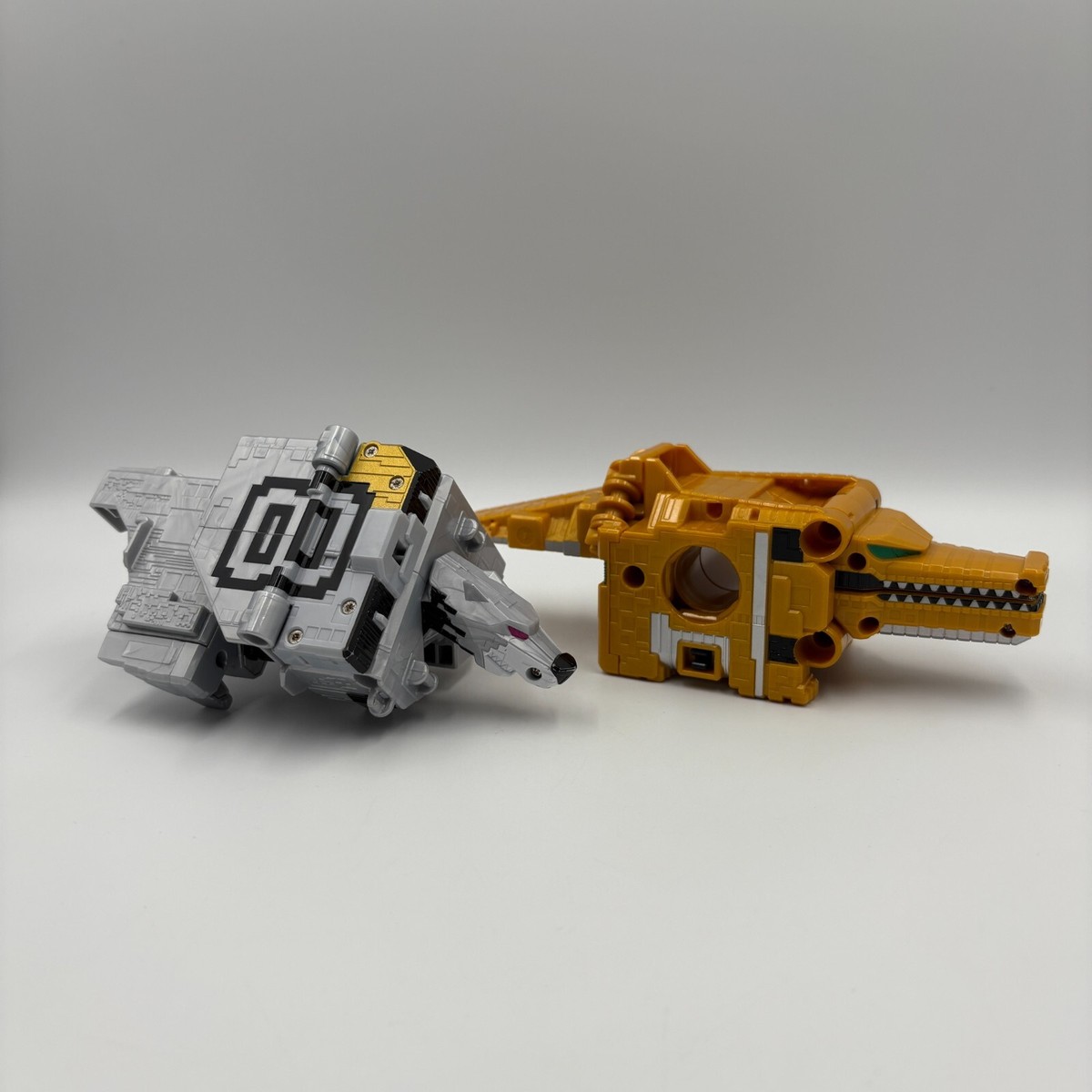 ゴルギーオージャー　シク　シークレット　2枚 Power Rangers Zyuohger DX Zyuoh Cube Wolf 8 & Cube Crocodile