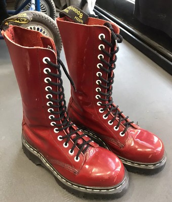 90s dr martens boots