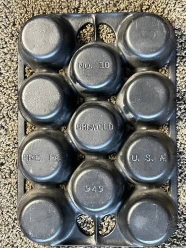 Vintage GRISWOLD Cast Iron NO 10 Popover Muffin Pan 949 Erie PA USA 11 Cup
