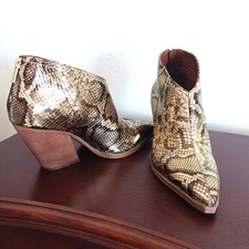 Vince Camuto Metallic Gold Snake Booties Size 9