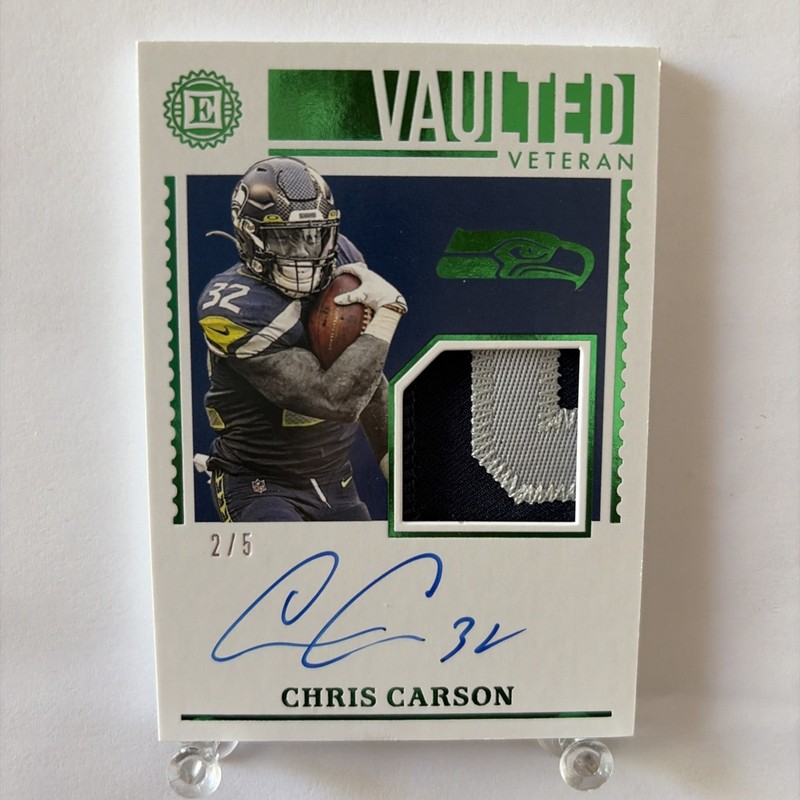 2020 Panini Encased Vaulted Veteran Chris Carson Green /5 Patch Auto #VVS-CC