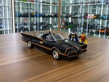 Batman Classic TV Series Batmobile 1966 Black [1/18 Diecast]