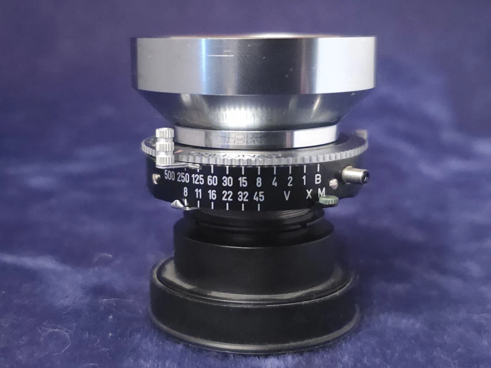 Schneider Super Angulon 65mm F8 Wide Angle lens in Synchro Compur - Image 4 of 4