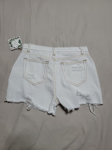 Chelsea & Violet Juniors White Denim Girls Shorts Size 12 Distressed And Frayed - Picture 5 of 7