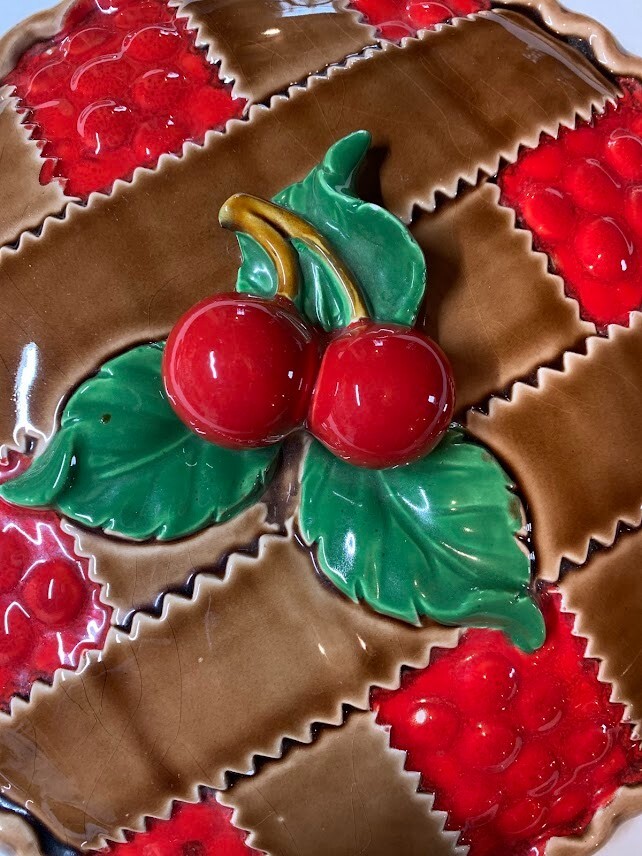 Vintage Cherry Pie Plate Pie Keeper dish & lid lattice Fine Ceramic