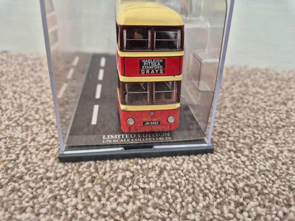 CORGI OOC 1/76 AEC Q WESTCLIFF ON SEA MOTOR SERVICE GRAYS DIECAST BUS 45705 - Image 3 of 3