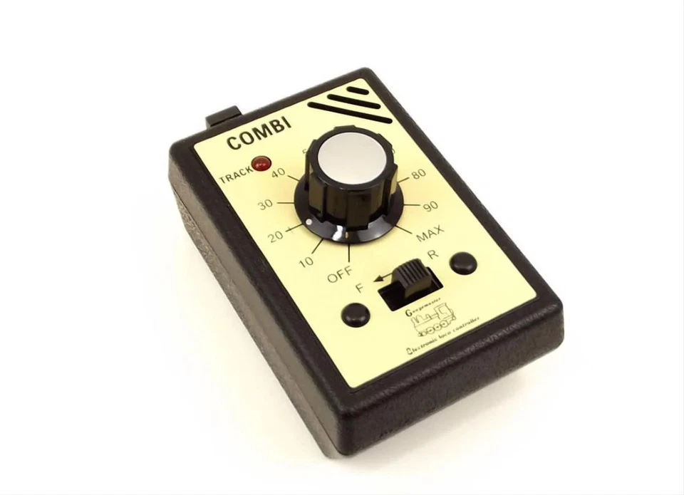 Gaugemaster COMBI Combi Single Track Controller/ Plug in Transformer  - Image 2 of 4